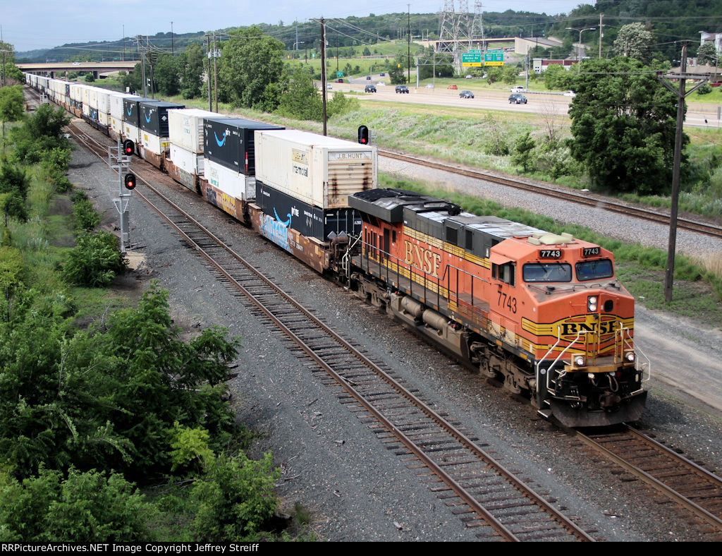 BNSF 7743